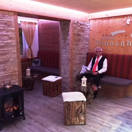酒店 Parkhotel Tannenhof