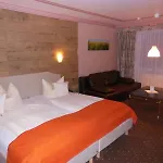 Hotel Parkhotel Tannenhof 4*