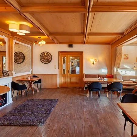 Parkhotel Tannenhof 4*