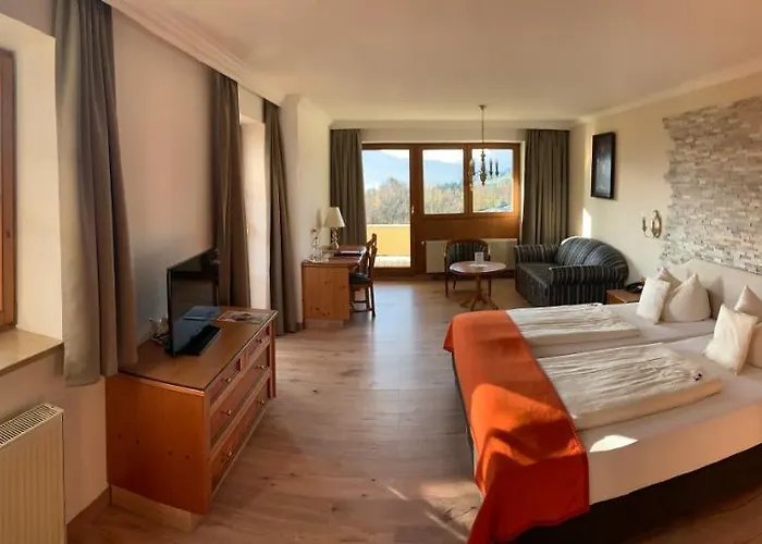 Otel Parkhotel Tannenhof 4*