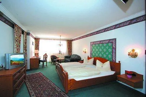 Otel Parkhotel Tannenhof
